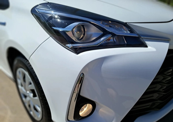 Toyota Yaris cena 58900 przebieg: 93800, rok produkcji 2020 z Kielce małe 781